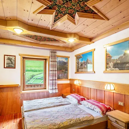 La Mirandola Blu * Livinallongo Del Col Di Lana